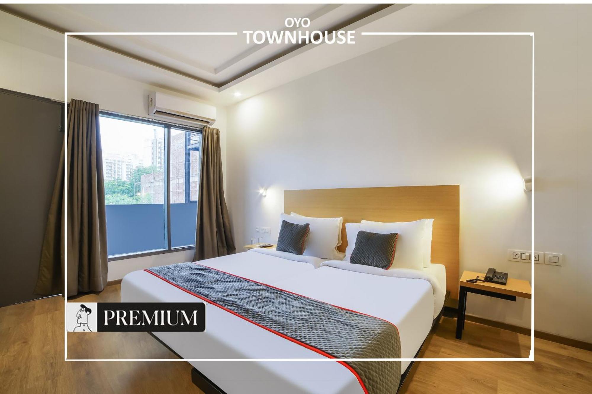 Oyo Townhouse 120 Shushant Lok Gurgaon Eksteriør bilde